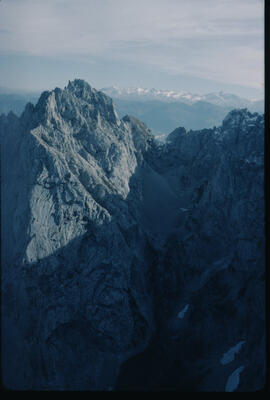 Wilder Kaiser, Totenkirchl, hinten Glockner Gruppe