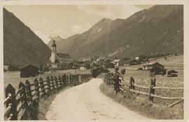 noch unbefestigte Hauptstraße nach Neustift