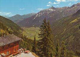 Berghütte mit Stubaital