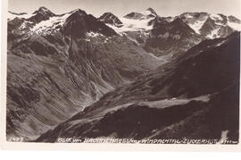Blick vom Brunnenkogl ins Windachtal mit Zuckerhütl