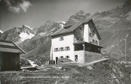 Neue Regensburger Hütte (2286m)