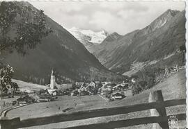 Neustift mit Blick auf Gletscher