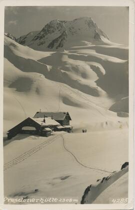 Dresdner Hütte (2308m) gegen Schaufelspitze (3332m)