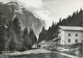 Almwirtschaft Herzeben mit Kirchdachspitze (2840m)