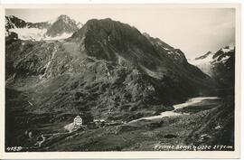 Franz-Senn Hütte (2171m)