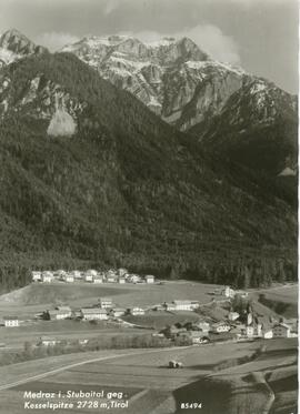 Medraz mit Blick zur Kesselspitze (2728m)