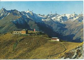 Starkenburger Hütte (2229m) mit Bergpanorama