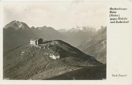 Strarkenbuurger Hütte gegen Habicht und Zuckerhütl