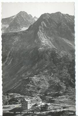Franz-Senn Hütte (2171m)