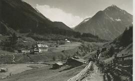 Blick auf Ranalt mit Gasthof Ranalt und St. Georg Kapelle