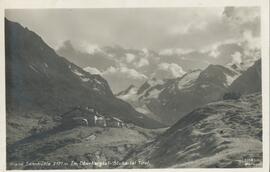 Franz Senn Hütte (2171m)