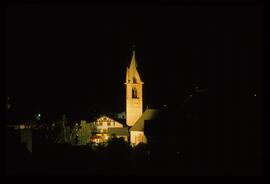 Kirchturm bei Nacht