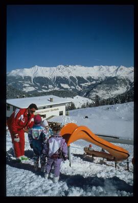 Kinder im Winter