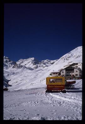 Kinder im Winter