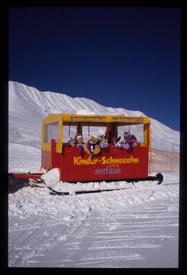 Kinder im Winter